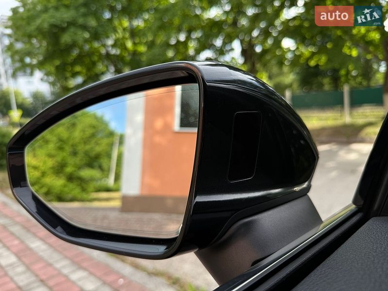 Седан Audi A6 2019 в Ровно