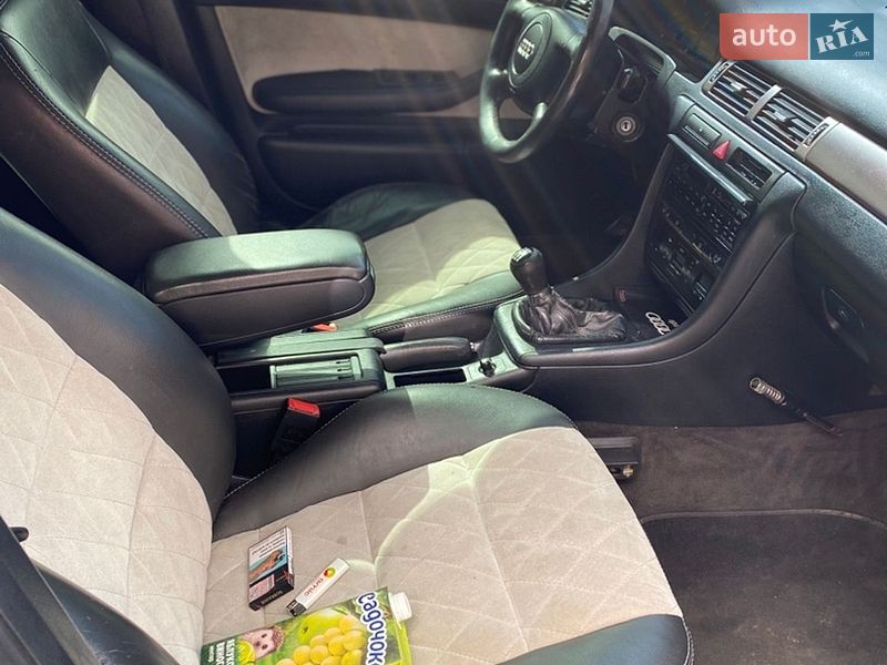 Универсал Audi A6 1999 в Умани