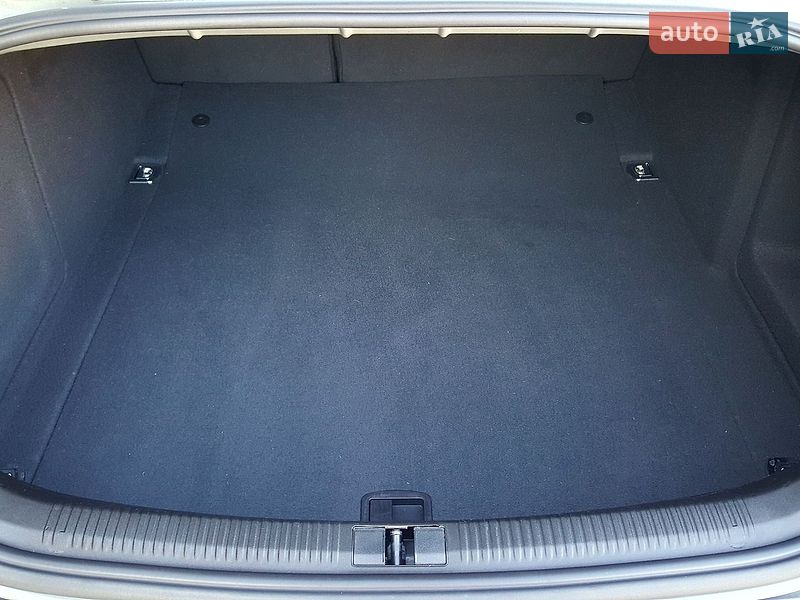 Седан Audi A6 2010 в Луцке