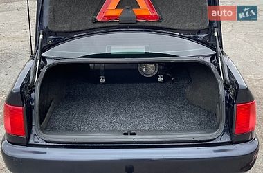 Седан Audi A6 1997 в Заречном