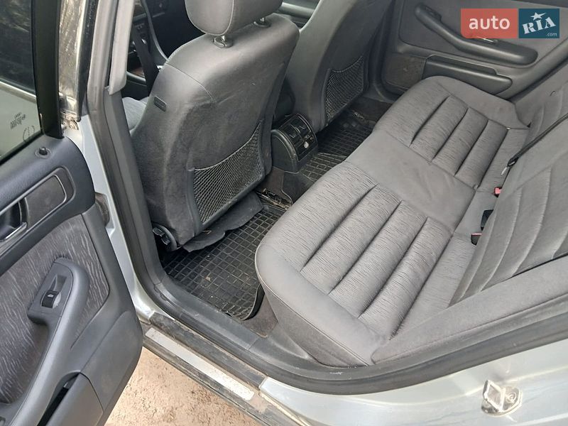 Універсал Audi A6 1998 в Рівному