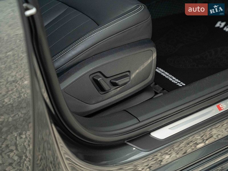 Седан Audi A6 2019 в Чернівцях