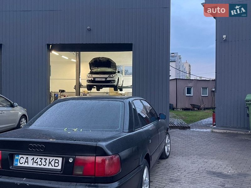 Седан Audi A6 1996 в Киеве