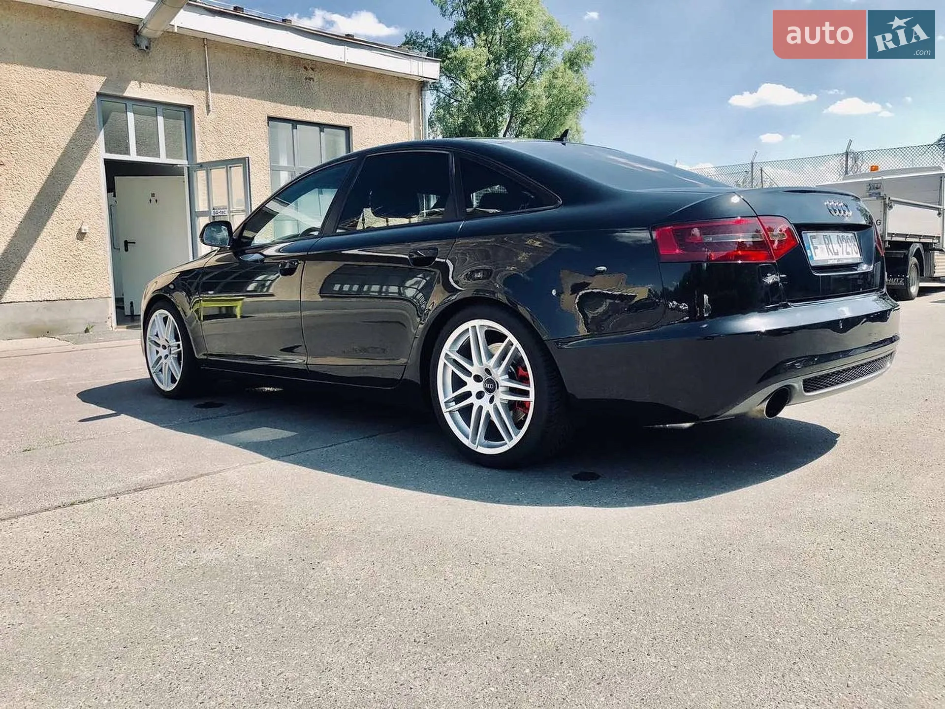 2010 Audi A6 - фото 1