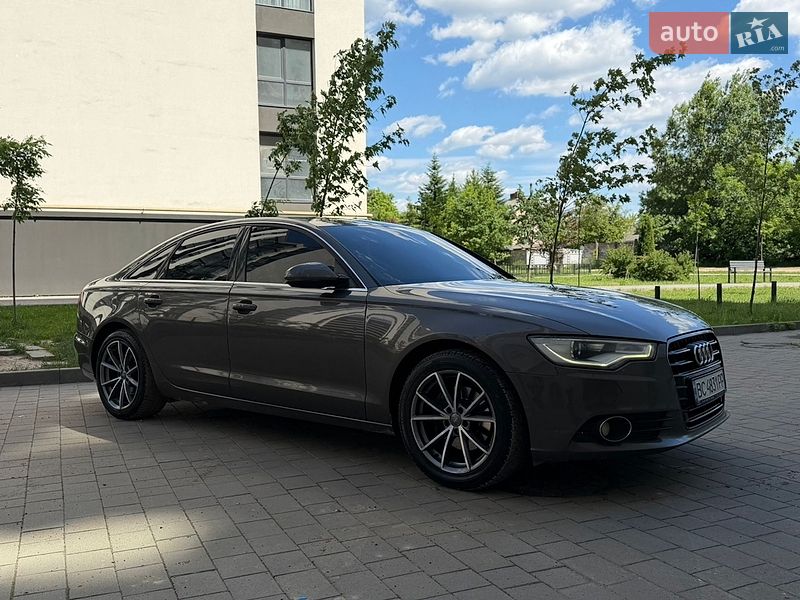 Седан Audi A6 2011 в Ивано-Франковске