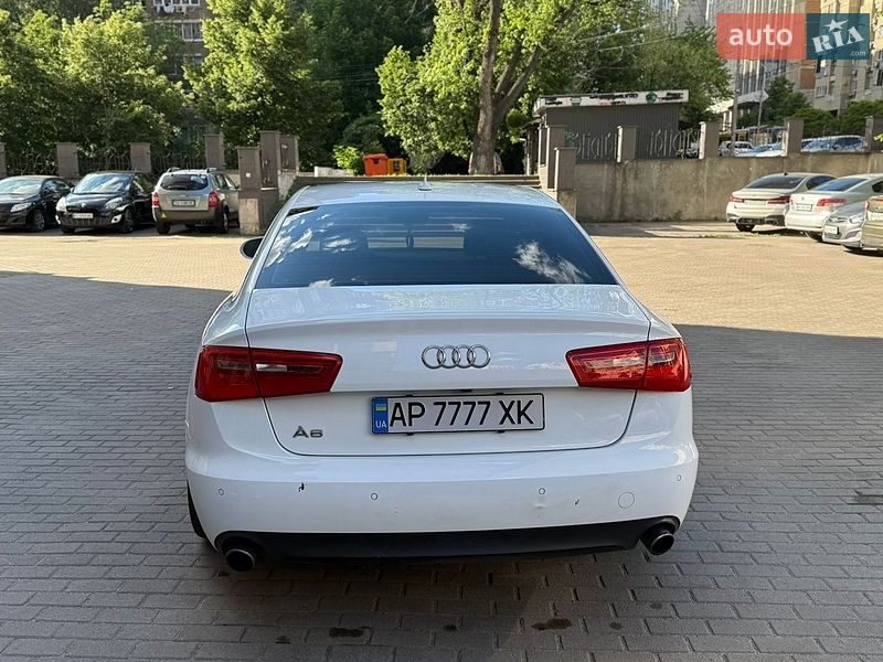 Седан Audi A6 2014 в Киеве