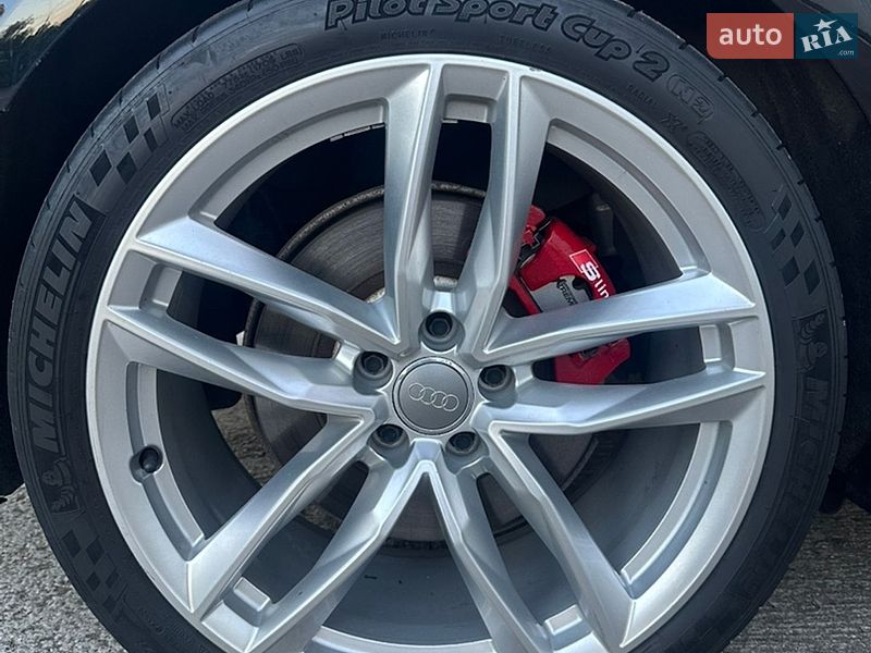 Седан Audi A6 2015 в Черновцах