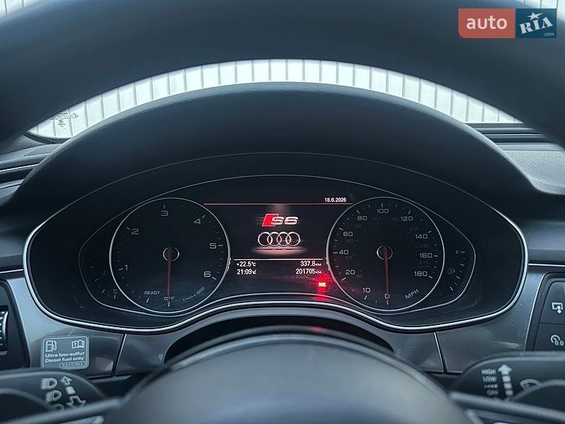 Седан Audi A6 2015 в Черновцах