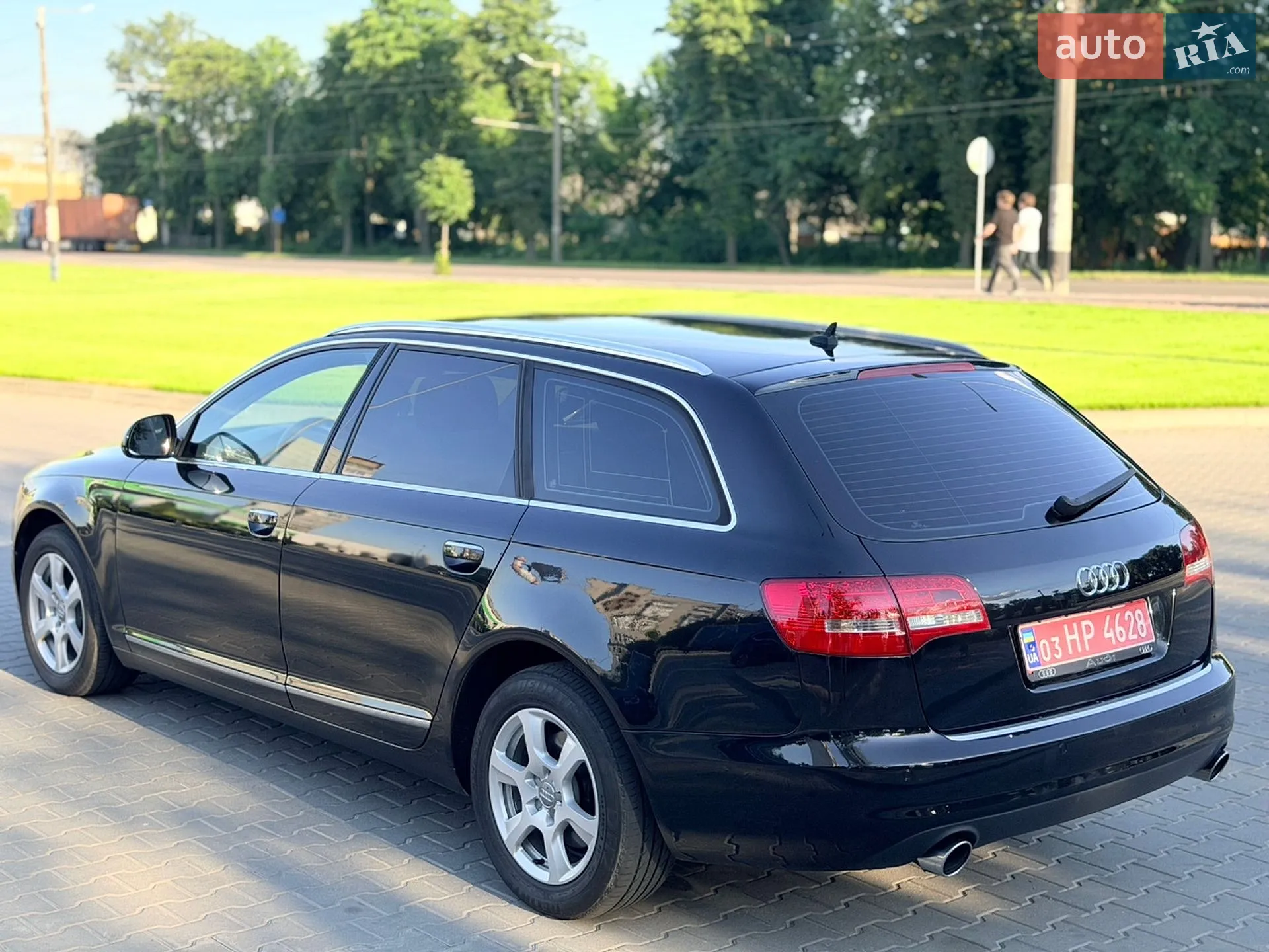 2010 Audi A6 - мініатюра 3