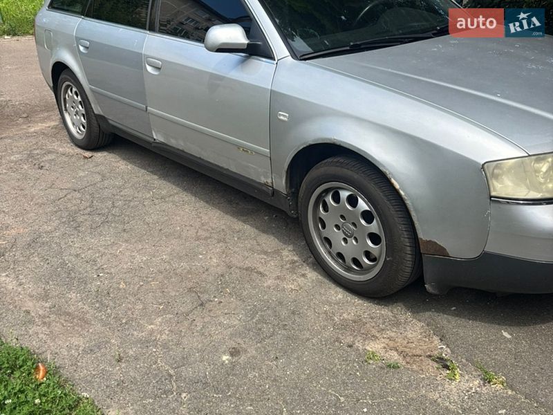 Универсал Audi A6 2000 в Киеве