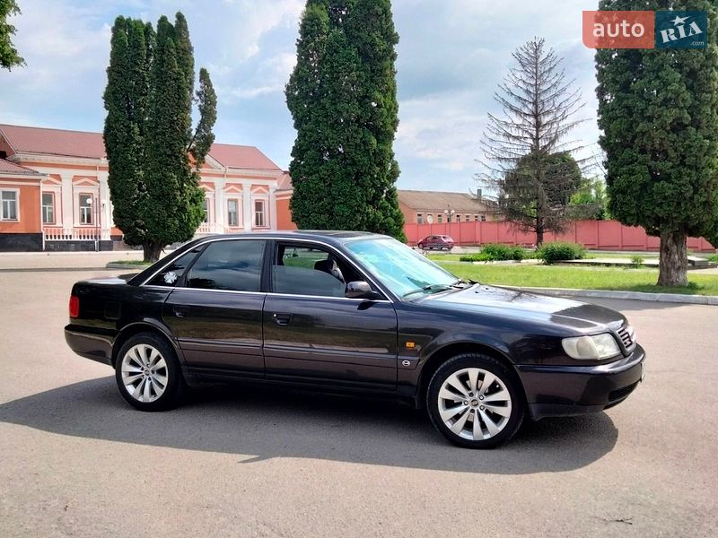 Седан Audi A6 1996 в Хмельнике
