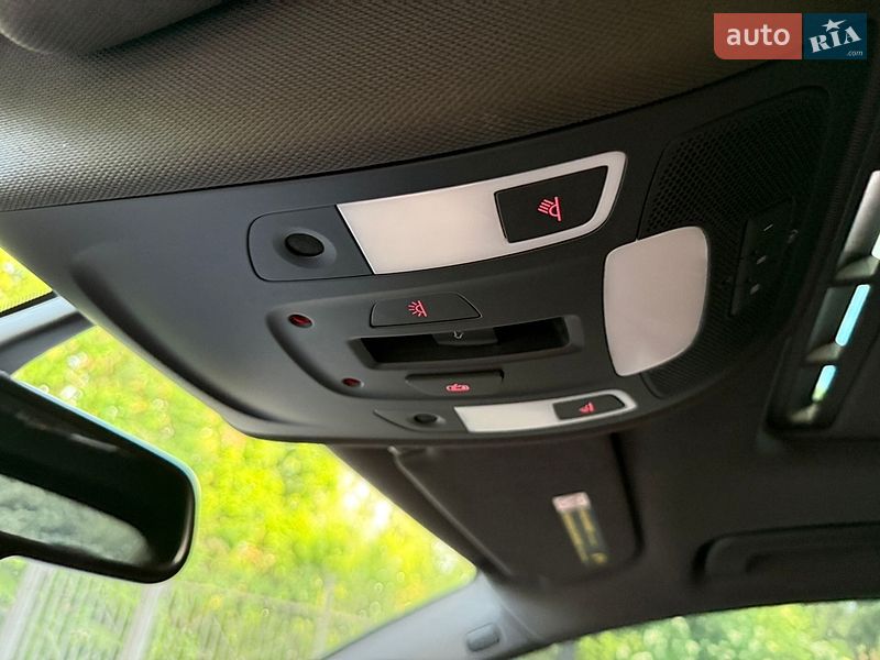 Седан Audi A6 2015 в Миргороде
