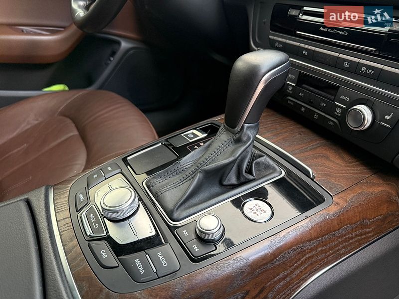 Седан Audi A6 2015 в Миргороде