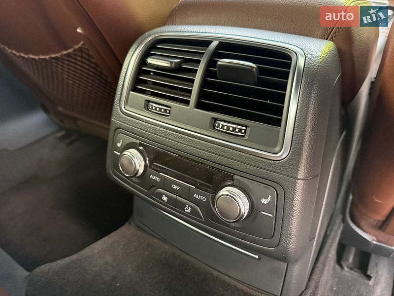 Седан Audi A6 2015 в Миргороде