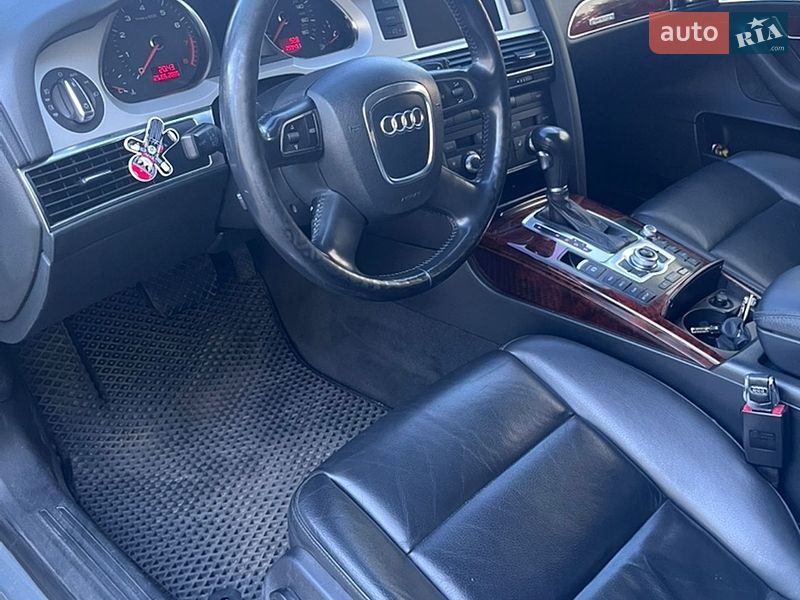 Седан Audi A6 2010 в Заречном