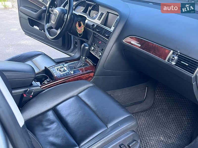 Седан Audi A6 2010 в Заречном