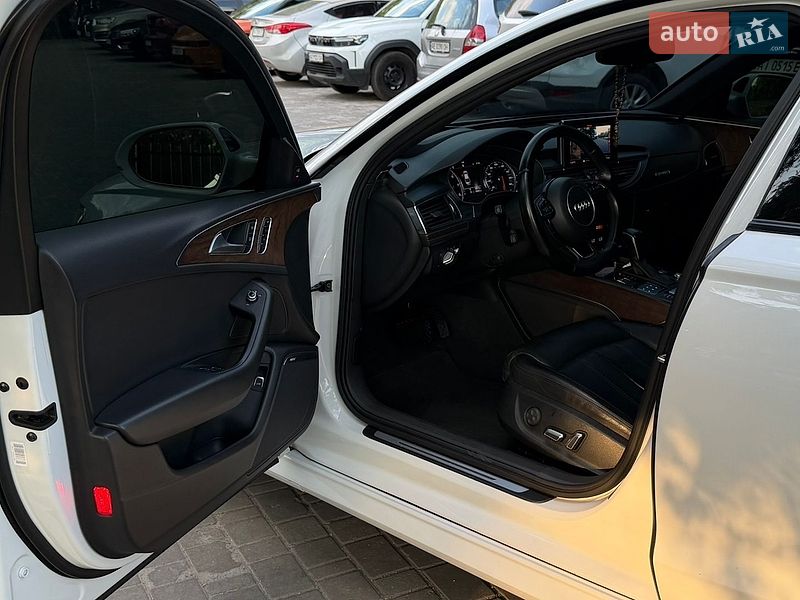 Седан Audi A6 2015 в Днепре
