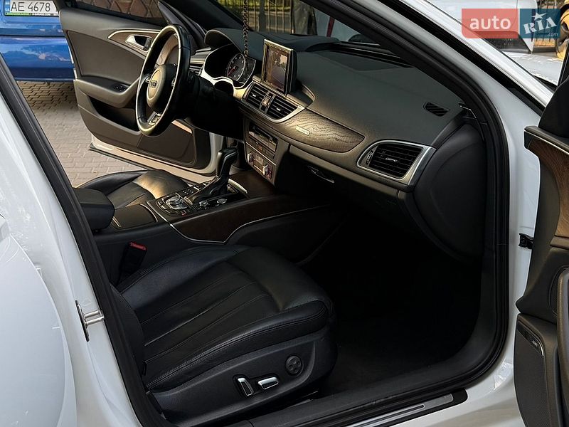 Седан Audi A6 2015 в Днепре