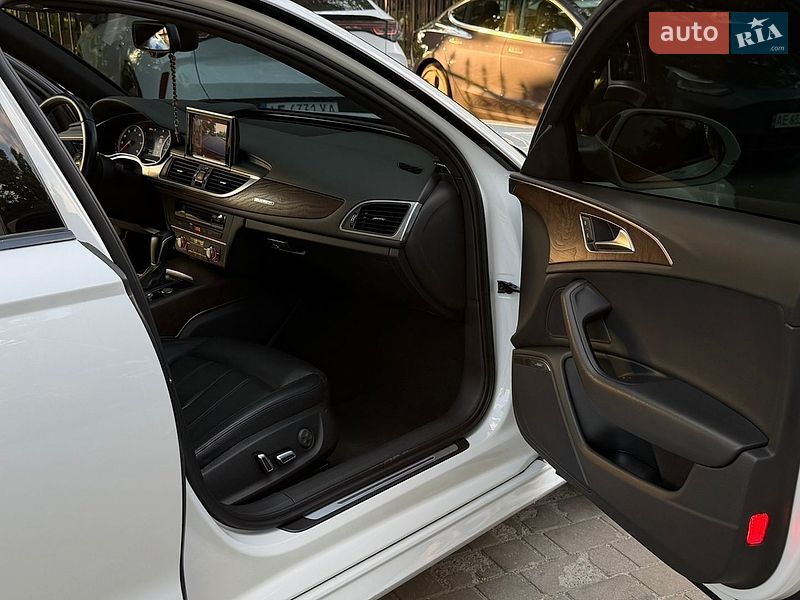 Седан Audi A6 2015 в Днепре
