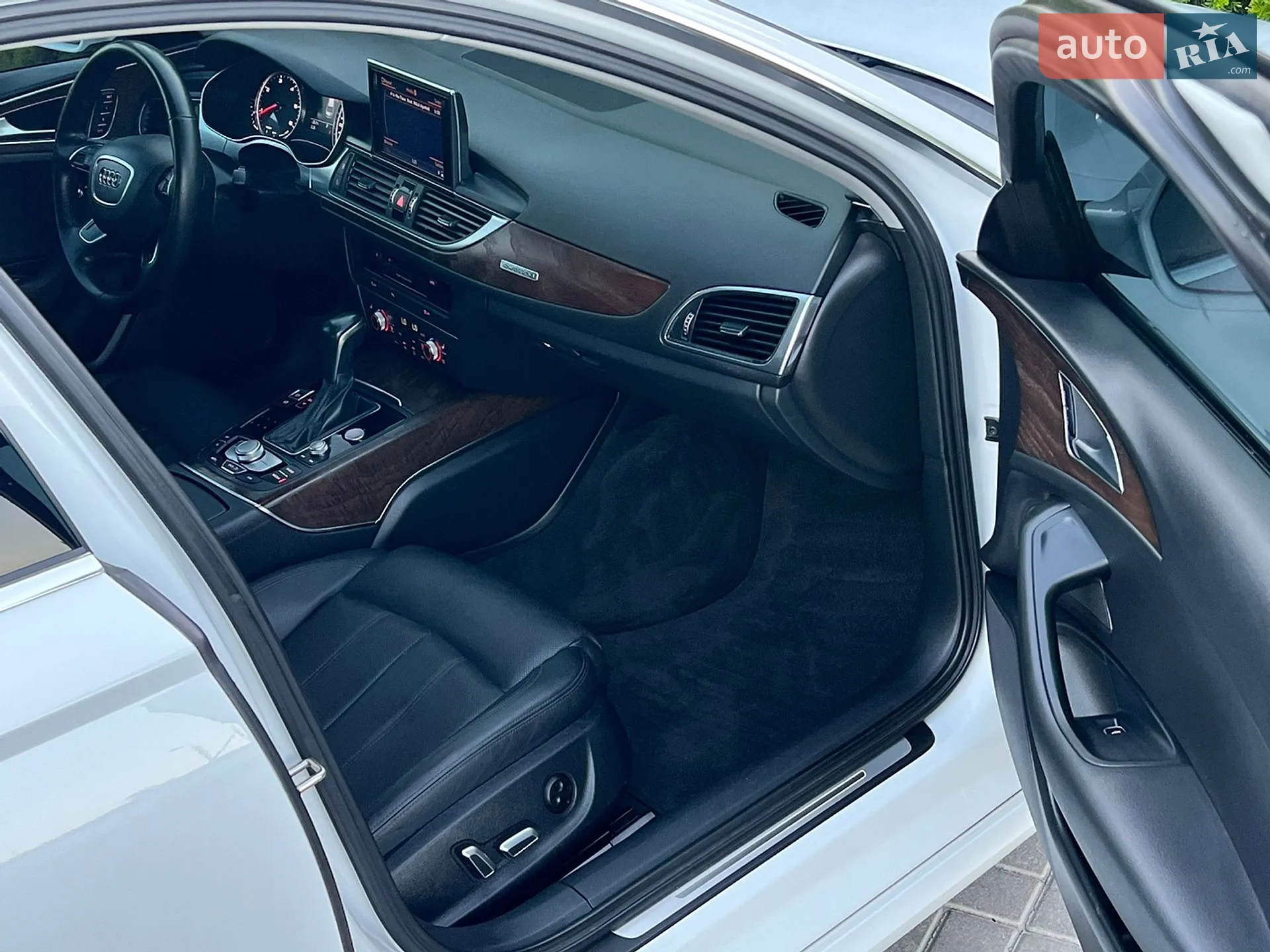2016 Audi A6 - мініатюра 26