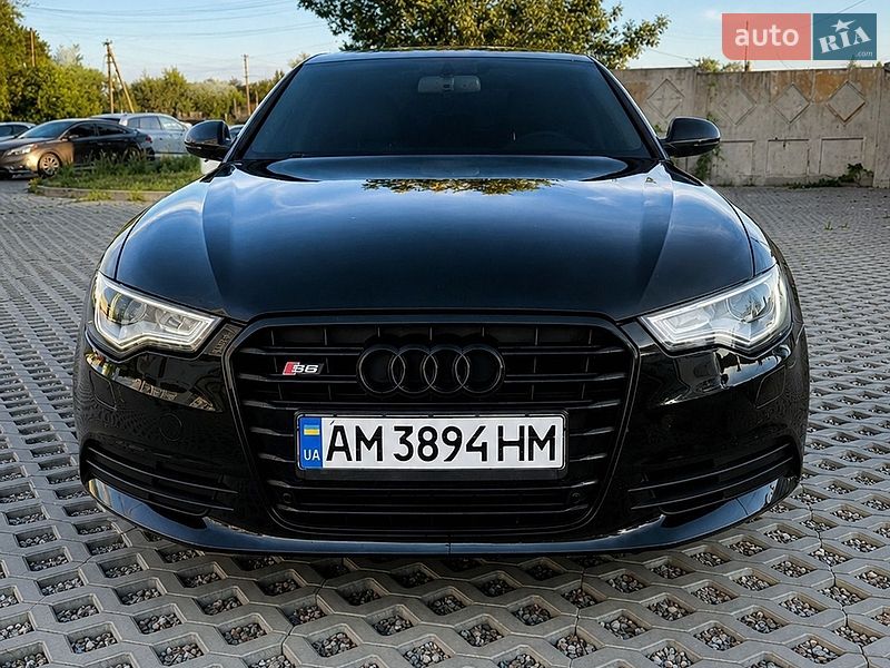 Седан Audi A6 2013 в Полтаві