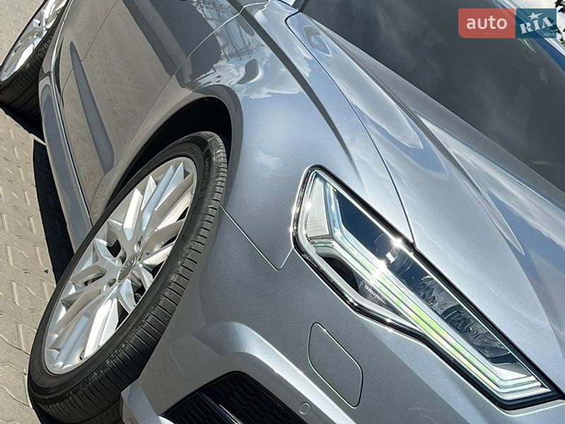 Седан Audi A6 2017 в Луцке