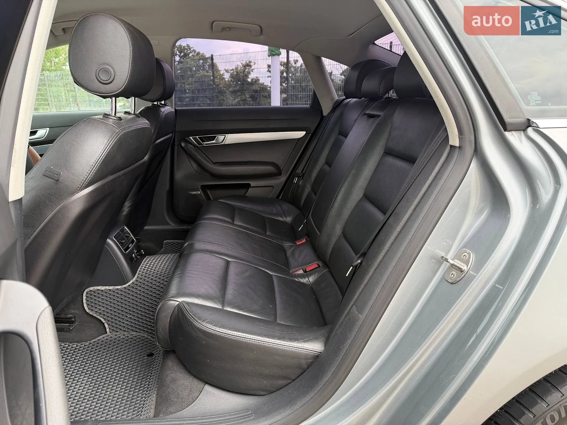 2010 Audi A6 - мініатюра 29