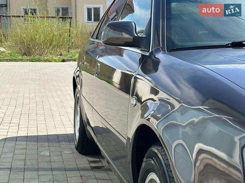 Седан Audi A6 1999 в Долине