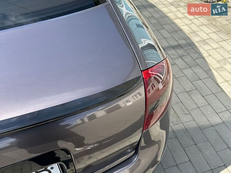 Седан Audi A6 1999 в Долине