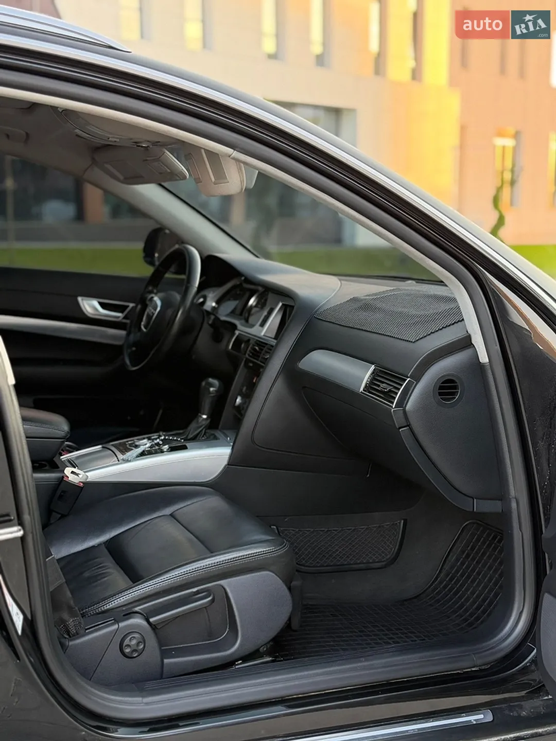 2010 Audi A6 - мініатюра 8