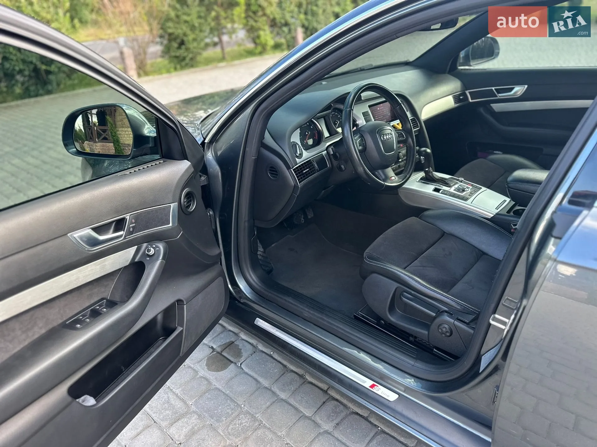 2010 Audi A6 - мініатюра 11
