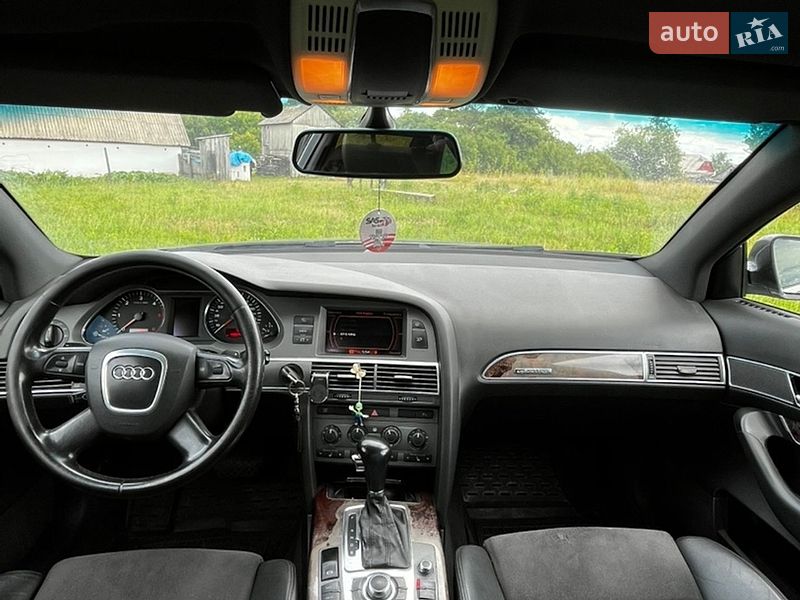 Седан Audi A6 2004 в Коростене