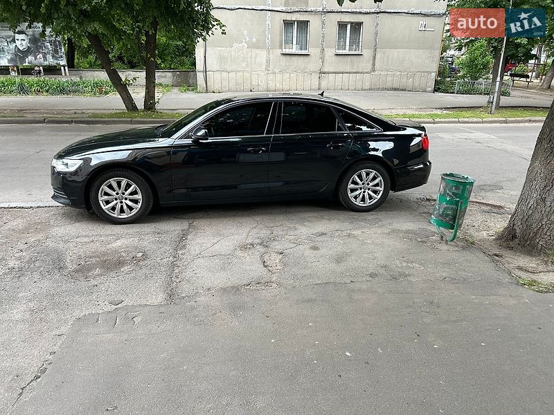 Седан Audi A6 2012 в Лубнах