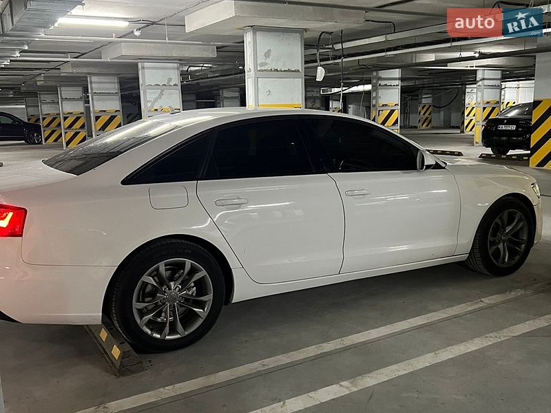 Седан Audi A6 2013 в Киеве