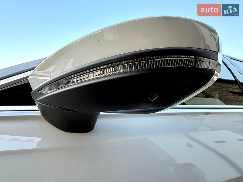 Седан Audi A6 2020 в Ровно