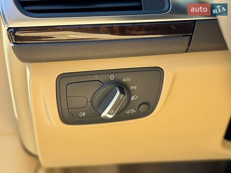 Седан Audi A6 2012 в Чорноморську