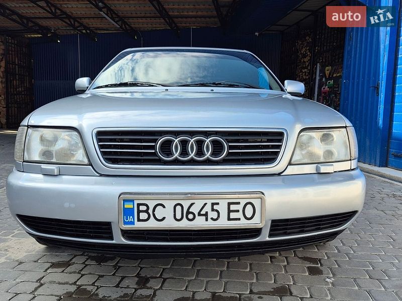 Седан Audi A6 1995 в Кременці