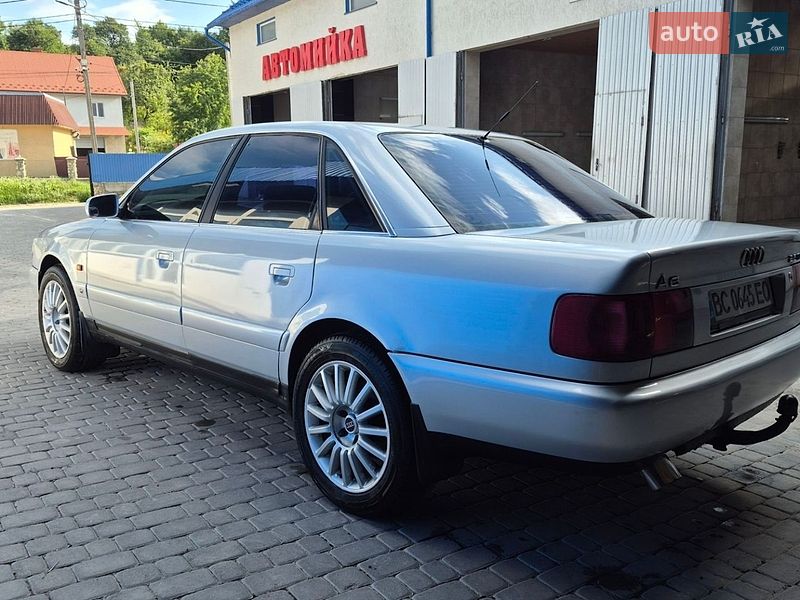 Седан Audi A6 1995 в Кременці