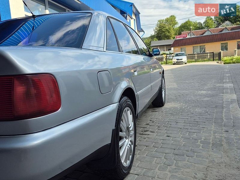Седан Audi A6 1995 в Кременці