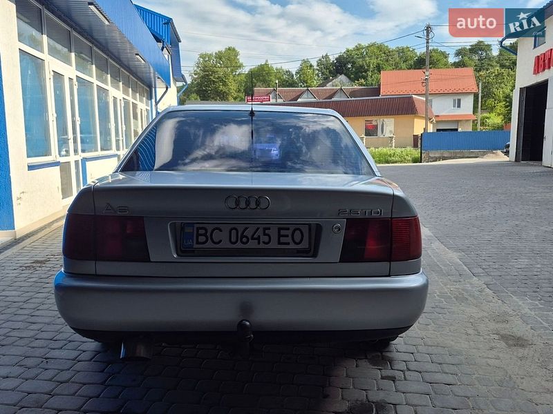 Седан Audi A6 1995 в Кременці