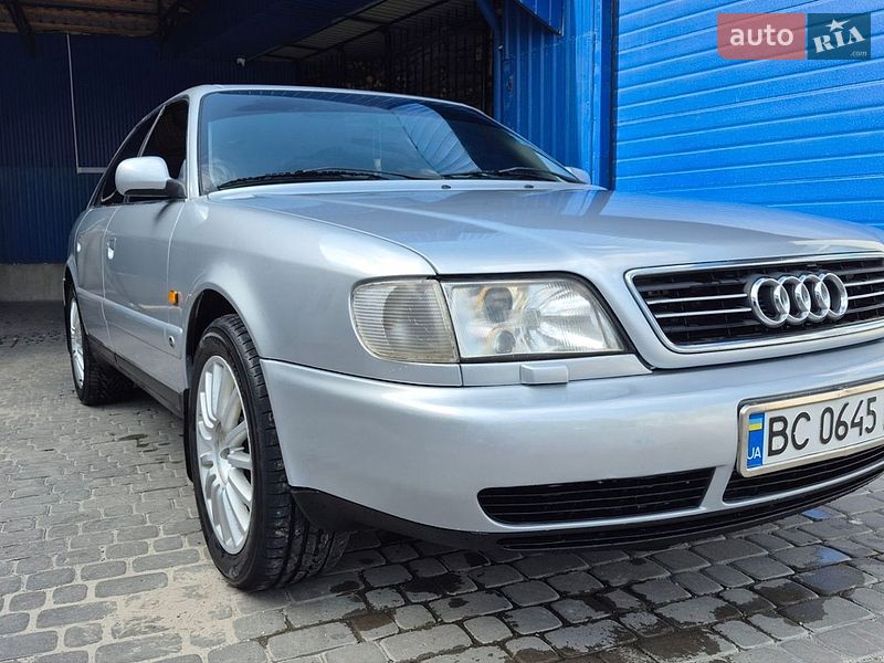 Седан Audi A6 1995 в Кременці