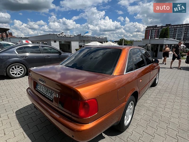 Седан Audi A6 1995 в Хмельницком