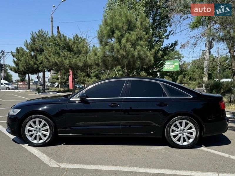 Седан Audi A6 2012 в Киеве
