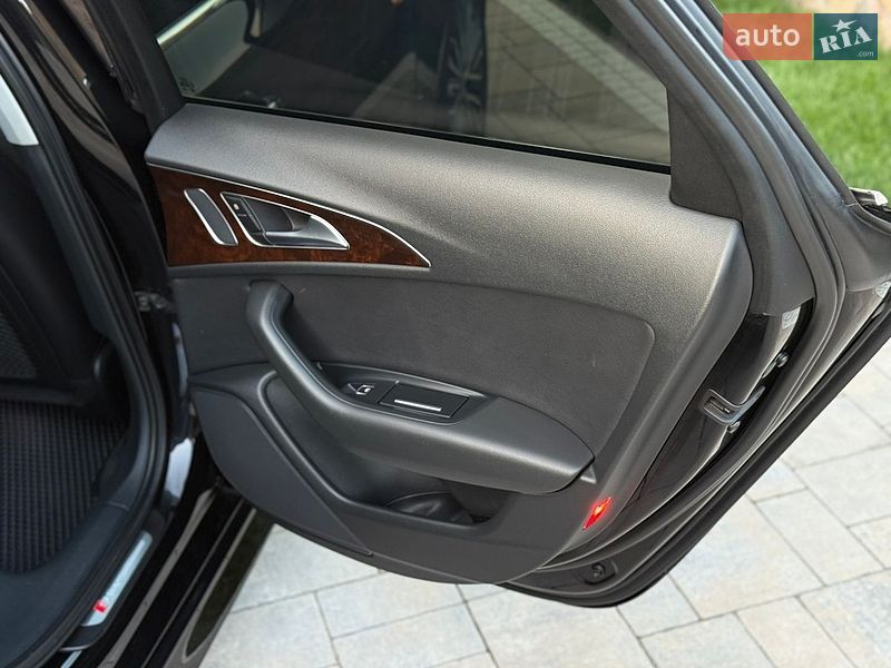 Седан Audi A6 2015 в Черновцах