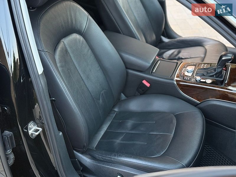 Седан Audi A6 2015 в Черновцах