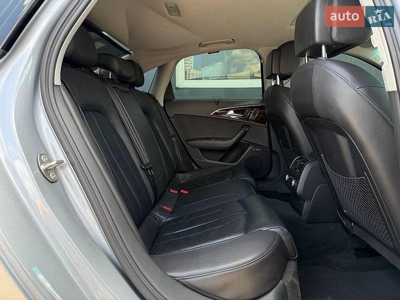 Седан Audi A6 2015 в Киеве