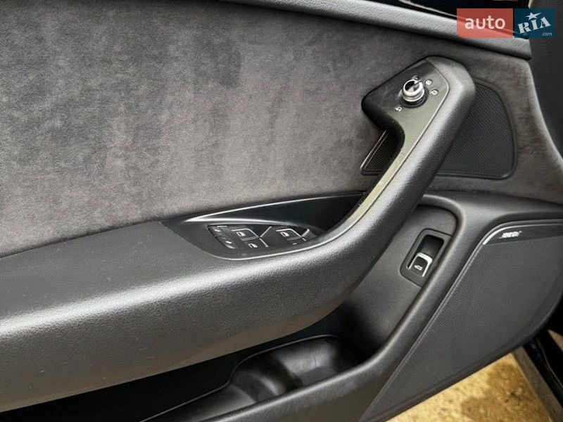 Седан Audi A6 2015 в Городенке