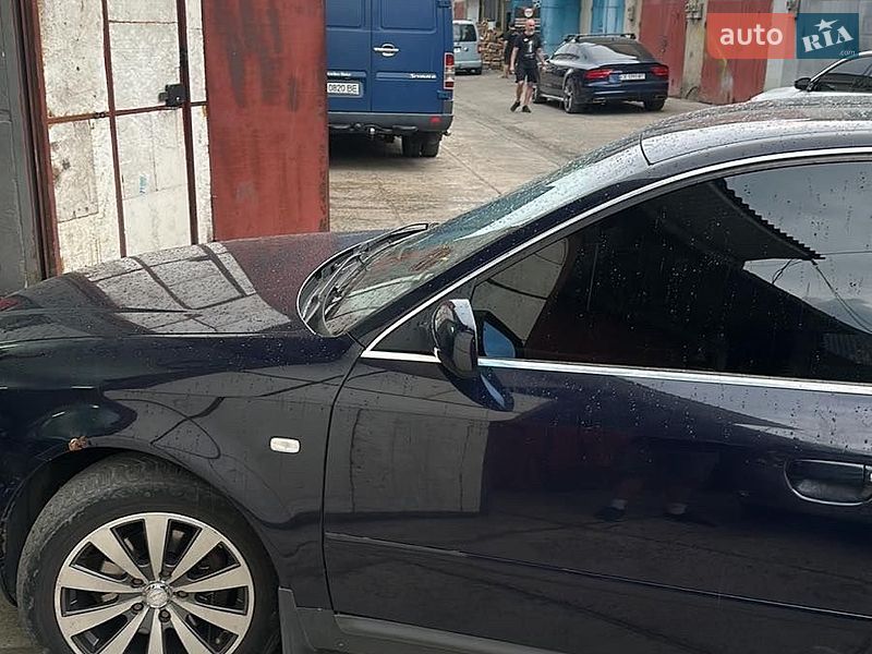 Седан Audi A6 1999 в Черновцах