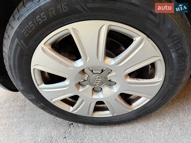 Седан Audi A6 2003 в Львові
