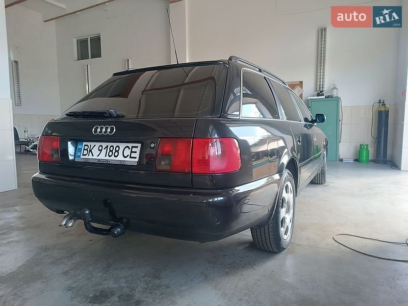 Универсал Audi A6 1996 в Ровно